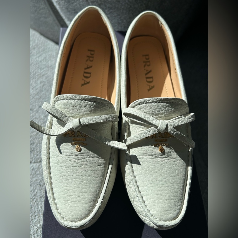 Prada leather driving shoes Size  36.5